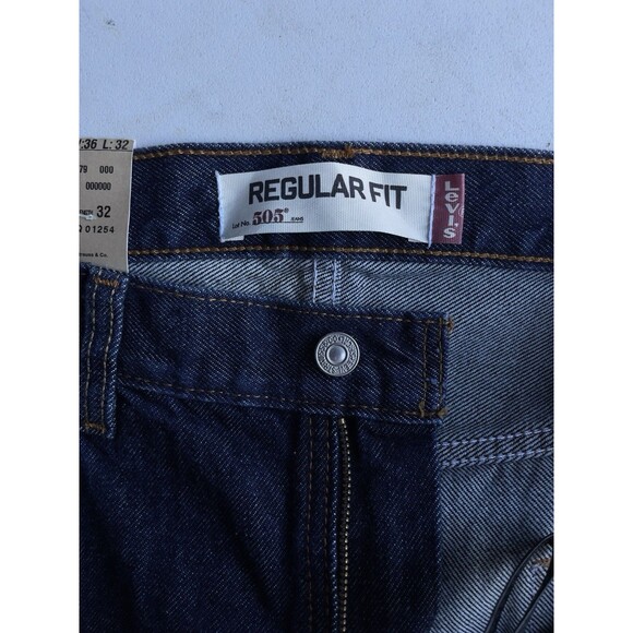 Vintage Y2K Levi’s 505 Regular Fit Straight Leg Men’s W36 L32 Dark Blue Jeans - Picture 6 of 15